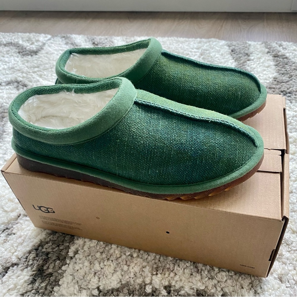 UGG Men’s Tasman Natural Slippers
